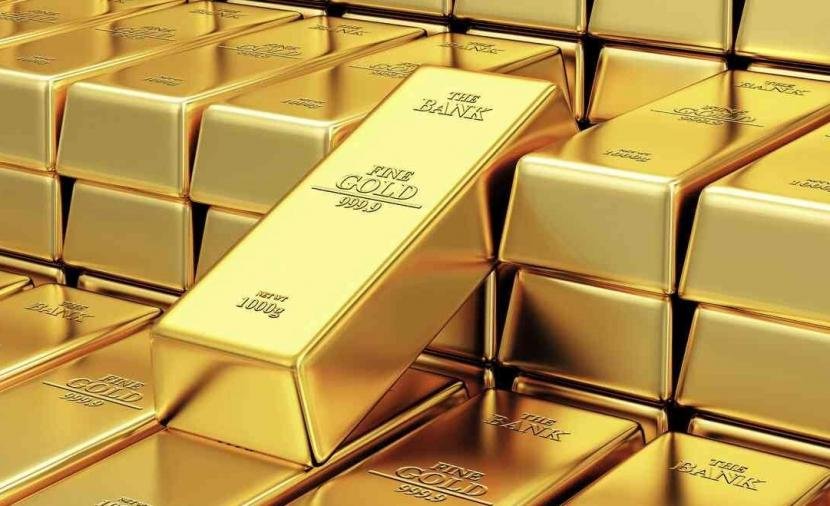الذهب يثبت عند 4514 دولاراً متجهاً لثالث مكسب أسبوعي