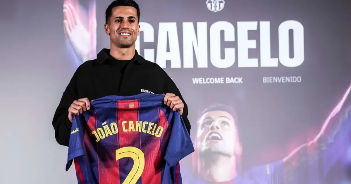 برشلونة يعيد جواو كانسيلو بانتقال حر من الهلال السعودي