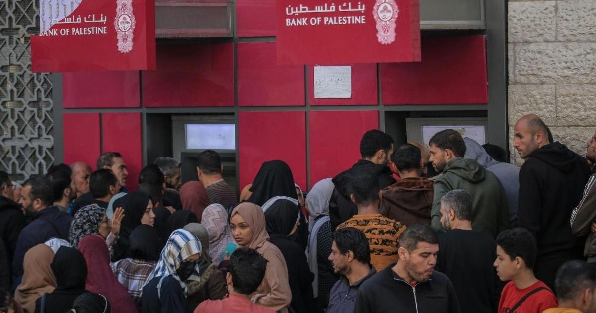إعداد دعاوى دولية ضد بنك فلسطين بسبب تجميد حسابات الغزيين