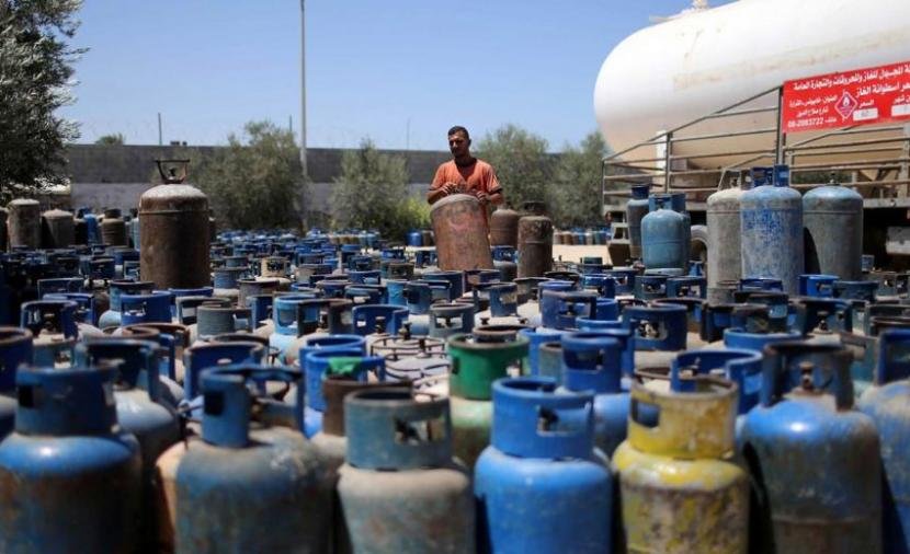 إصدار كشف جديد لمستفيدي غاز الطهي في قطاع غزة