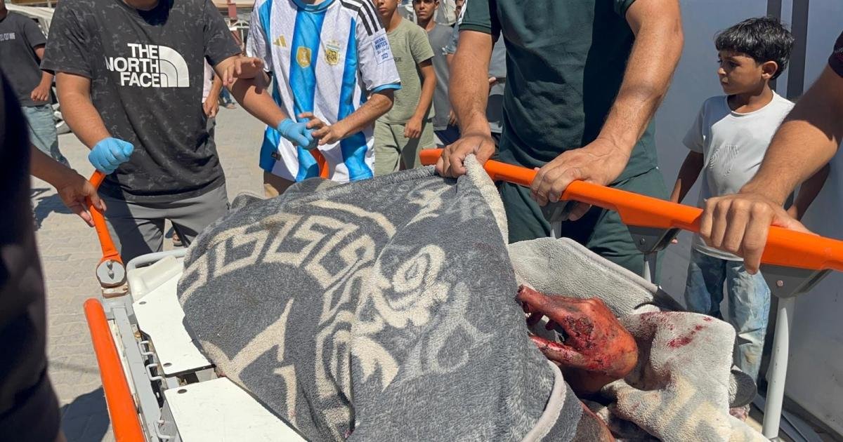 استهداف إسرائيلي بمسيرة غرب دير البلح يسفر عن شهيد وجرحى
