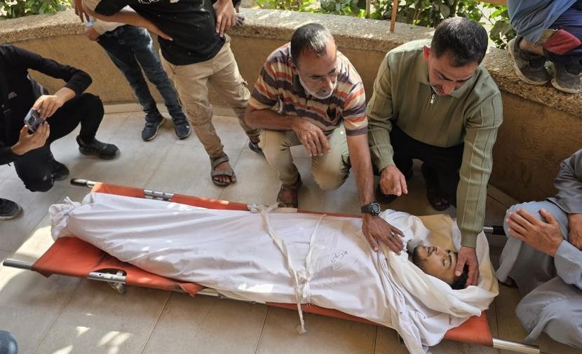 استشهاد شاب وطفلين في مواصي خانيونس وسط إطلاق نار