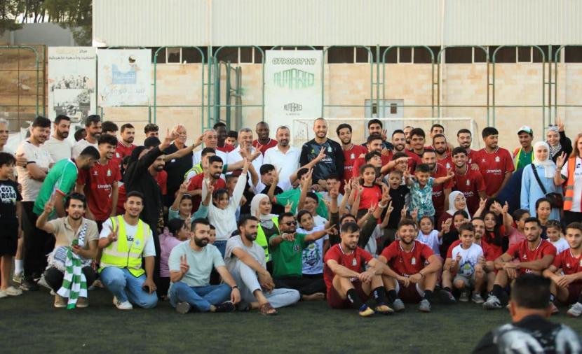 جرحى من غزة يتابعون تدريبات نادي الوحدات في عمّان
