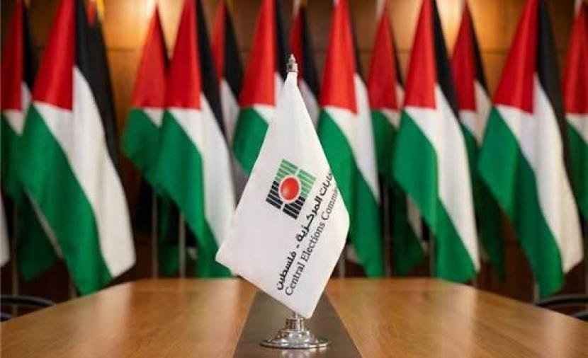 لجنة الانتخابات تؤكد جاهزيتها لإجراء الاقتراع في غزة رغم التحديات