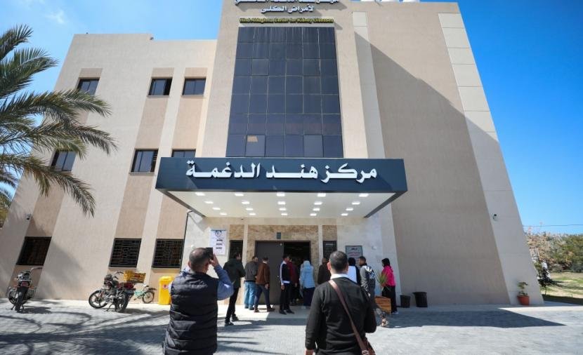 مجمع ناصر يحذر من توقف غسيل الكلى لنقص مادة حيوية