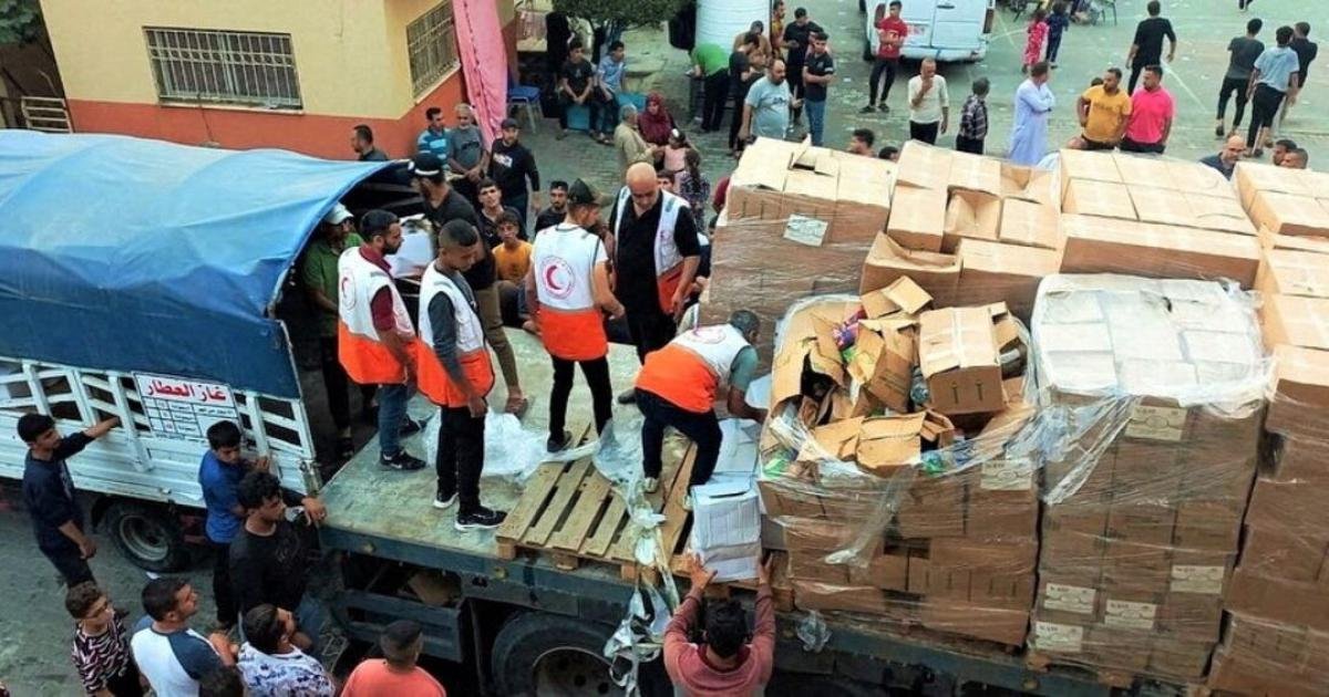 نازحو غزة يطالبون بشفافية توزيع المساعدات
