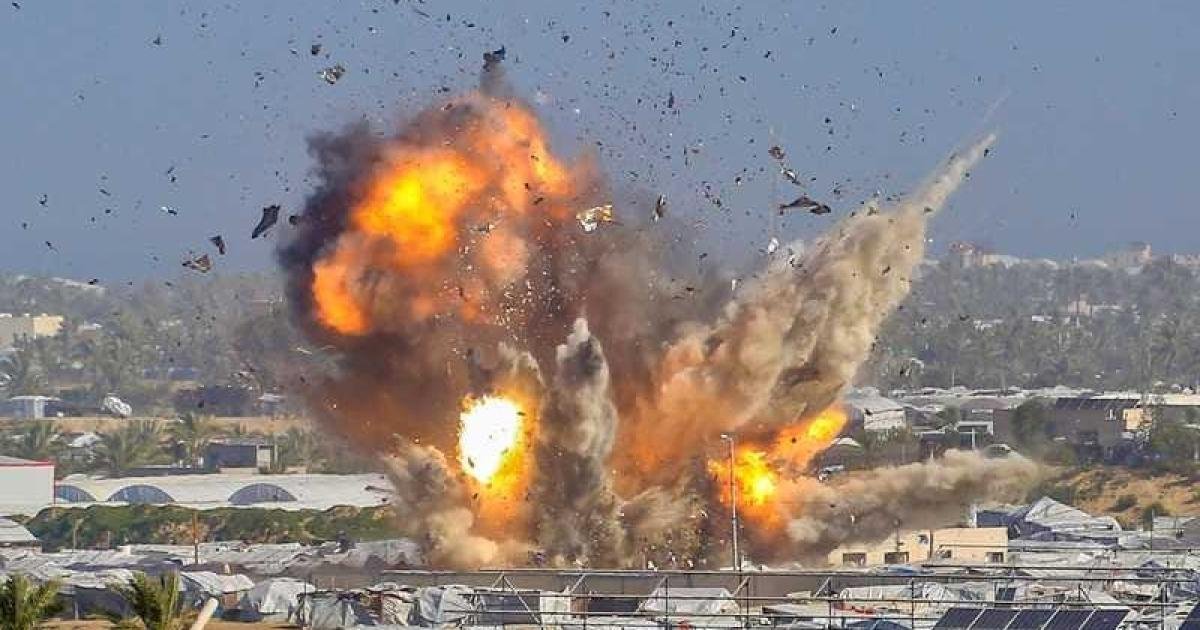 حماس تندد بقصف المحافظة الوسطى بذريعة لعب أطفال بطائرة ورقية